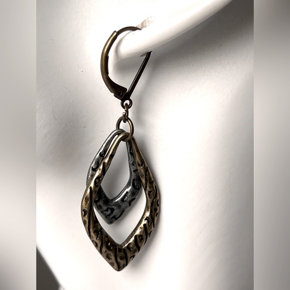 Handmade Woman Necklace with matching Earrings - Picture 1 of 6